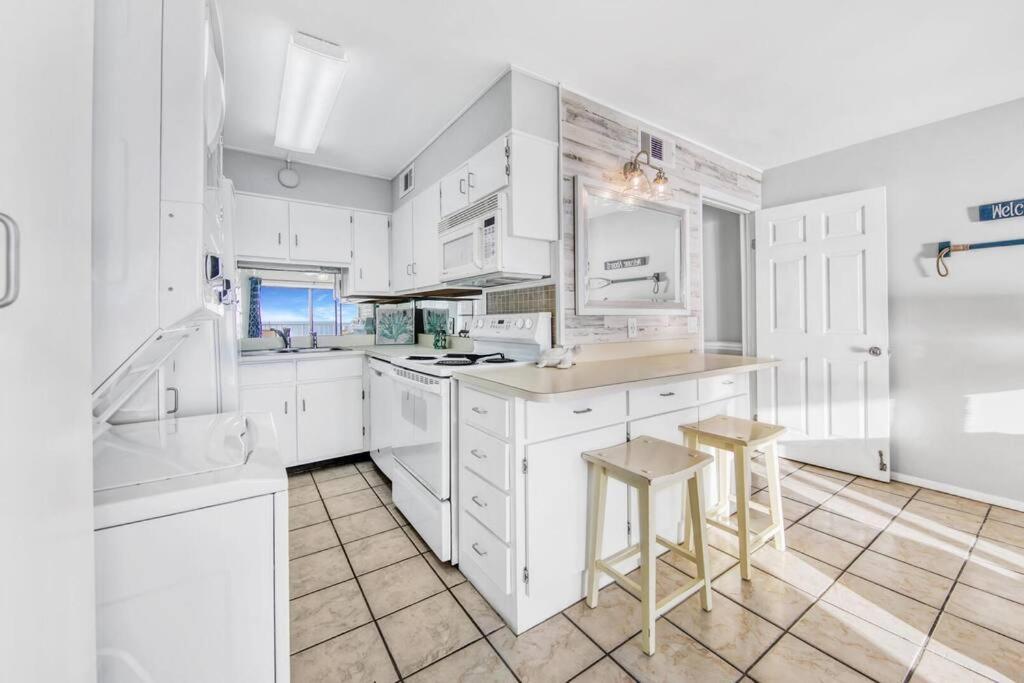 Oceanfront #1320 At Summit Apartment Panama City Beach