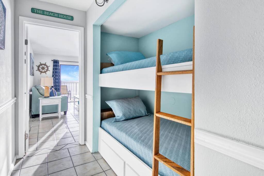 Apartment Oceanfront #1320 At Summit